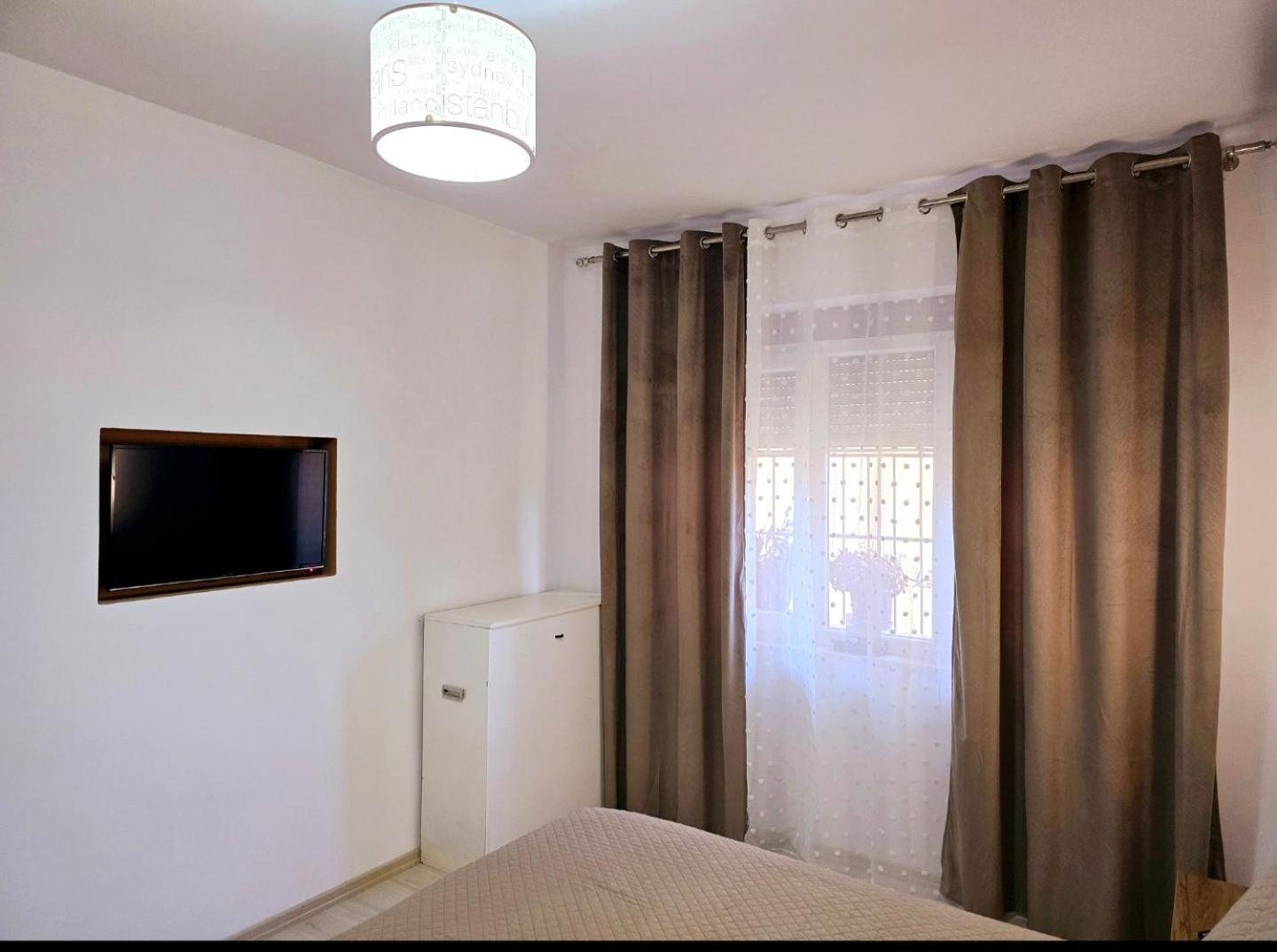 Grace'S Centre Apartment Shkodër Værelse billede